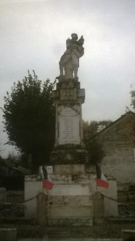 Monument Ethan.jpg